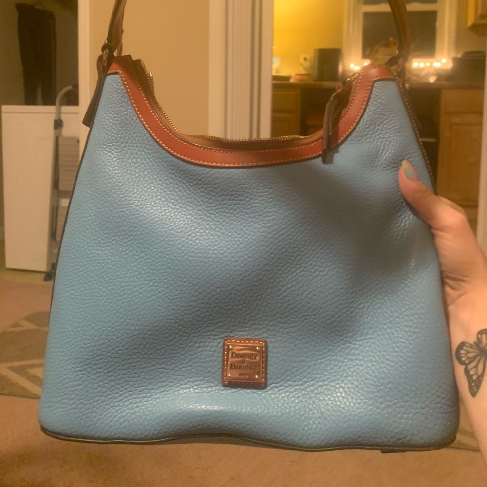 Like new Dooney and Bourke